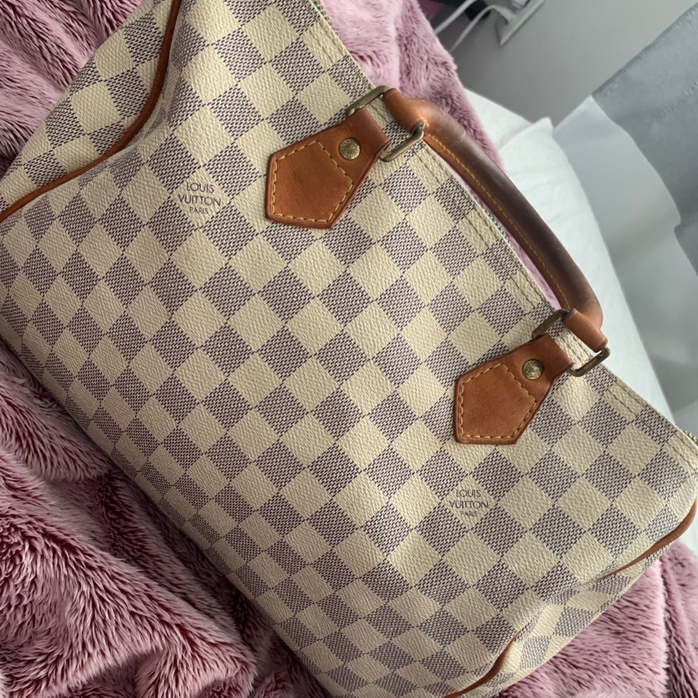 Louis Vuitton Speedy 30